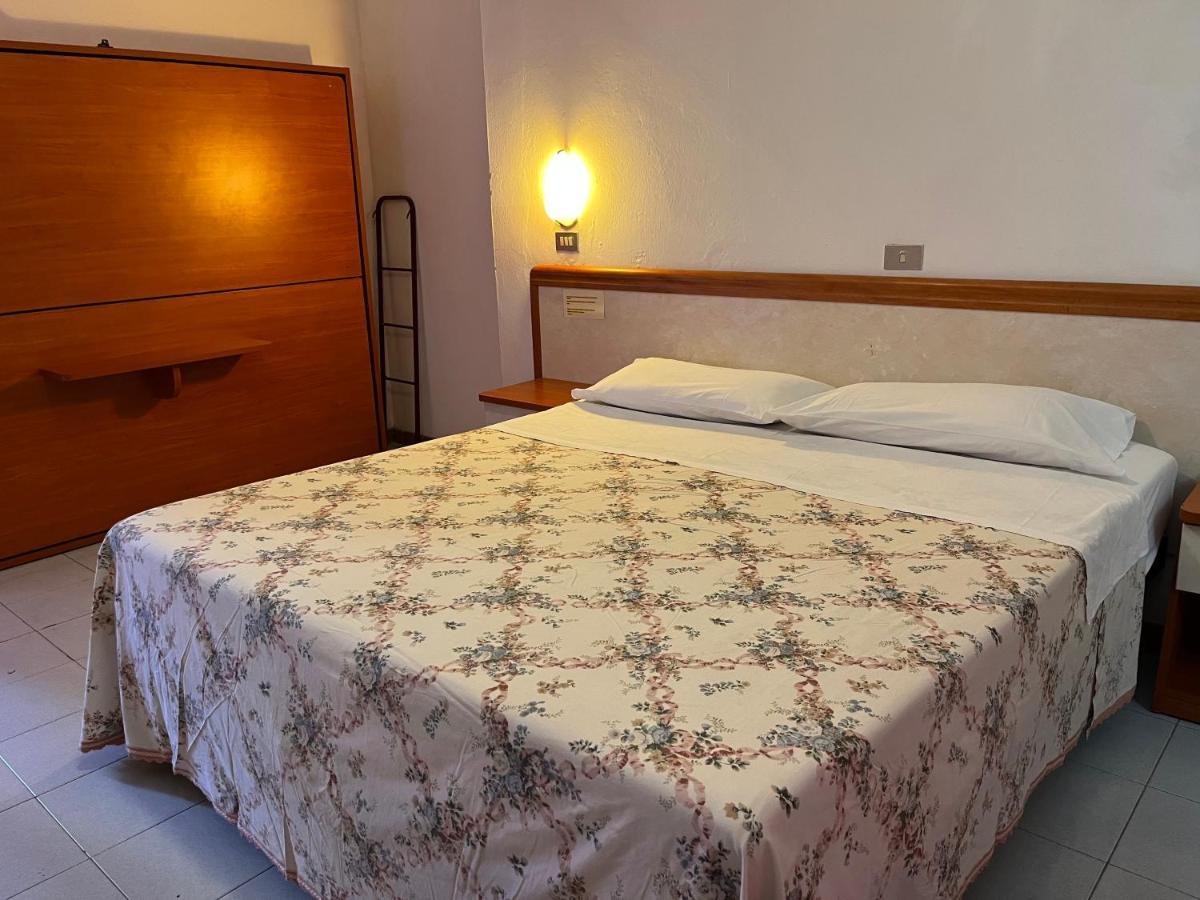 Hotel Zucconi Montecatini Terme Exteriör bild